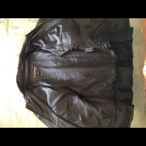 𝅺Wilson leather jacket.w/detachable lining  Sz L - Picture 7 of 8